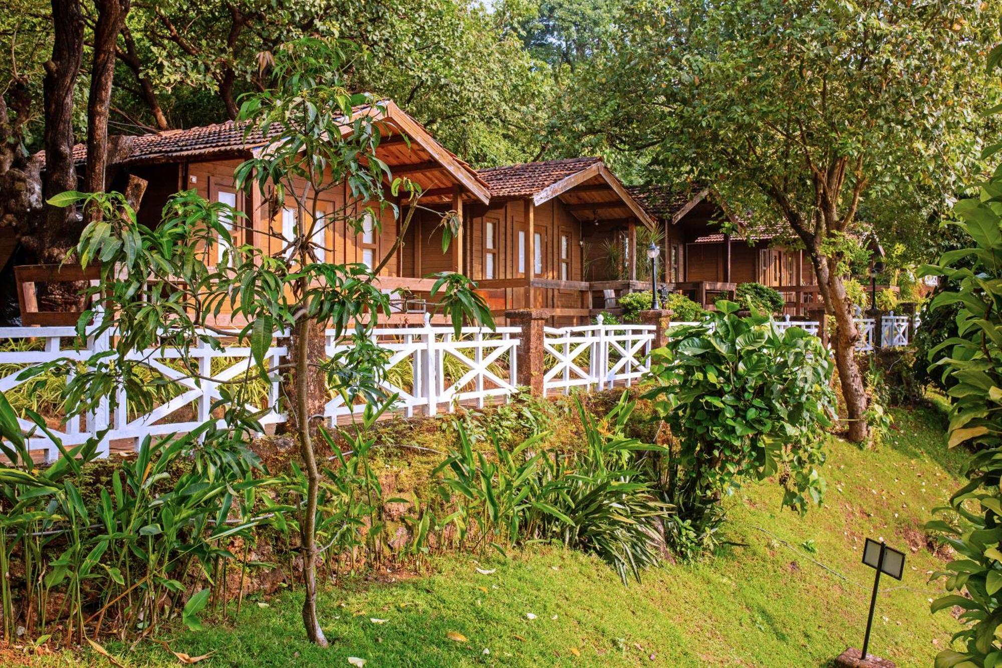Stone Water Eco Resort Bogmalo Exterior photo